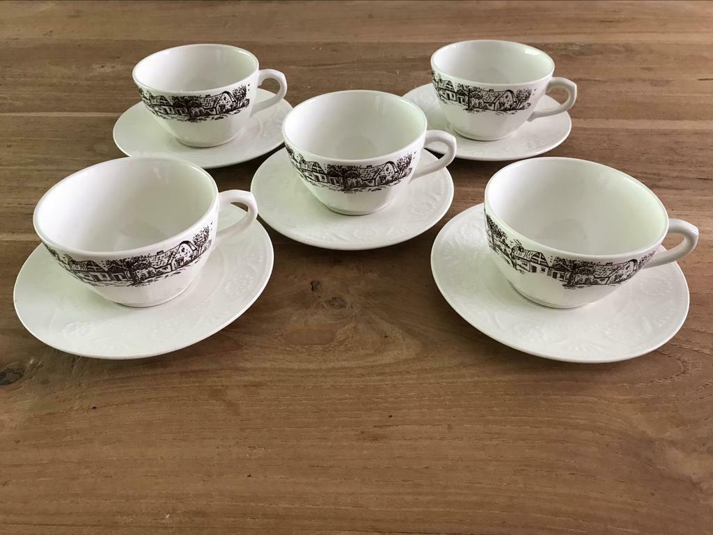 10 dlg set kopjes / tasjes + bordjes boch, Enlèvement ou Envoi