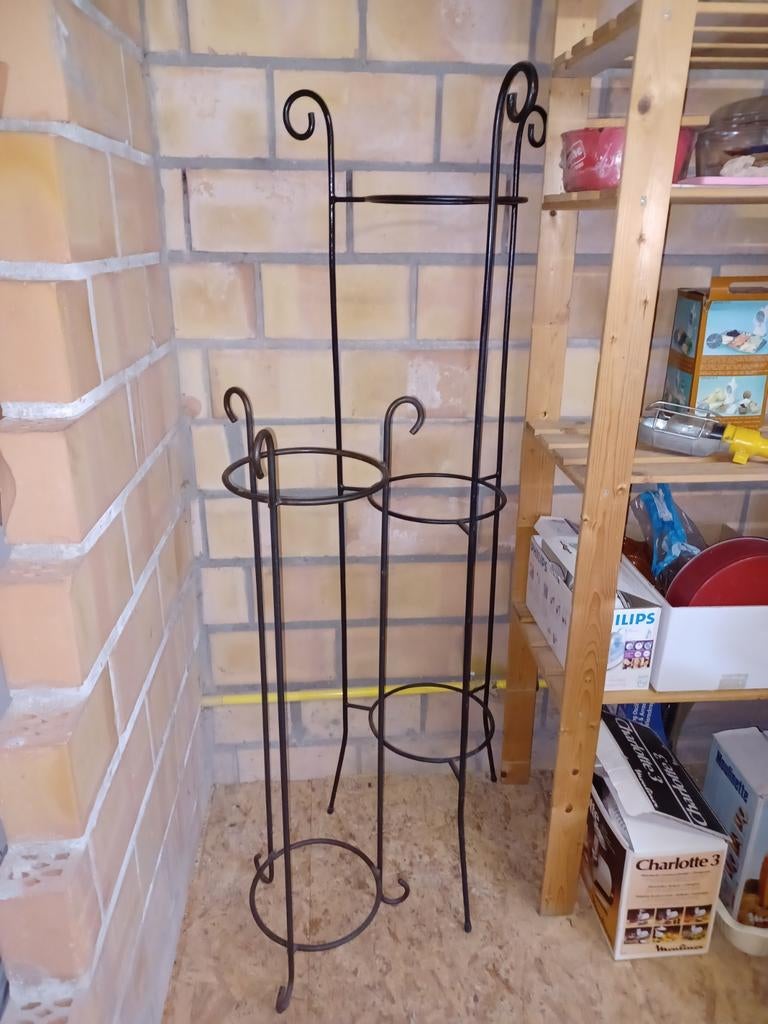 Porte-plantes, Enlèvement