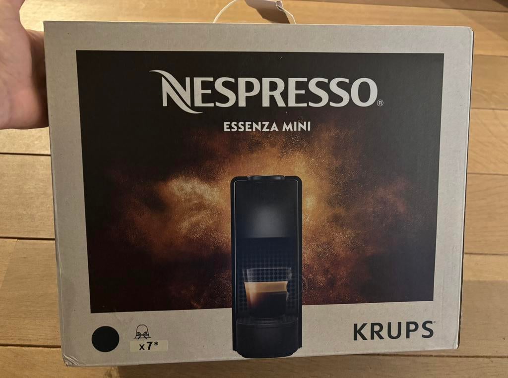 Krupa Nespresso Essenza Mini, Neuf, Dosettes et capsules de café, 1 tasse, Enlèvement