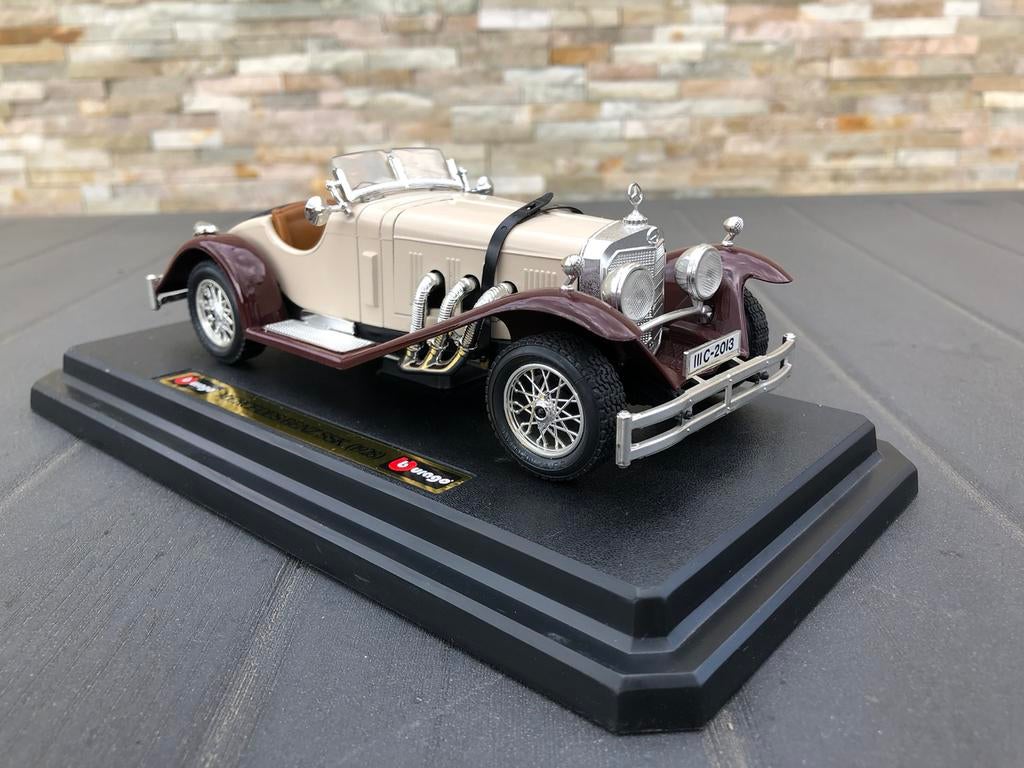 Burago Mercedes-Benz SSK 1/24, Enlèvement ou Envoi, Comme neuf, Voiture, Burago