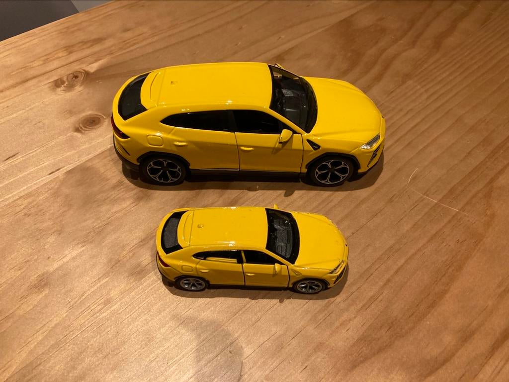 Lot auto’s, Lamborghini Urus, F1, vw Kever en hotwheels, Kinderen en Baby's, Speelgoed |Speelgoedvoertuigen, Ophalen of Verzenden
