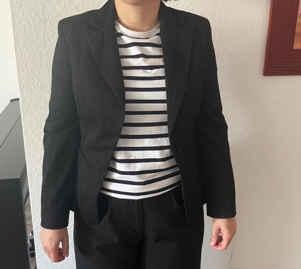 Veste de tailleur noire à rayures, Ophalen, Kostuum of Pak, Mango, Zwart