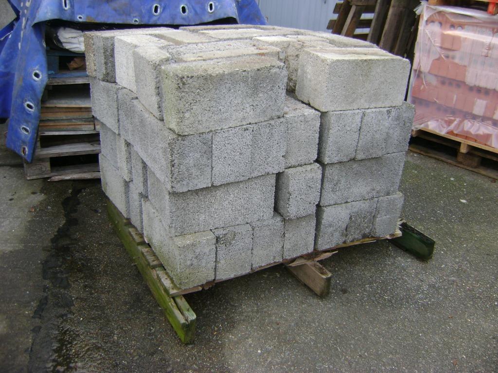 Argexstenen- betonstenen in argex 39x14x19 NIEUW ! 60 stuks, Ophalen