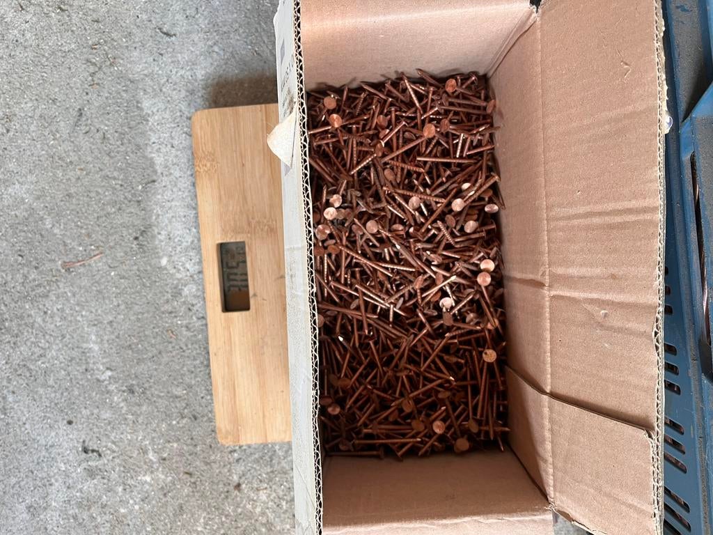 Koperen nagels voor dakpannen vast te kloppen, Ophalen, Nieuw, 50 tot 100 mm, Spijkers