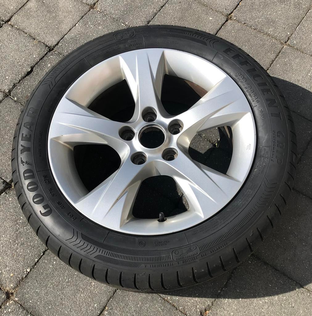 1 band met velg Hyundai Tucson, Ophalen, Nieuw, Personenwagen, Banden en Velgen