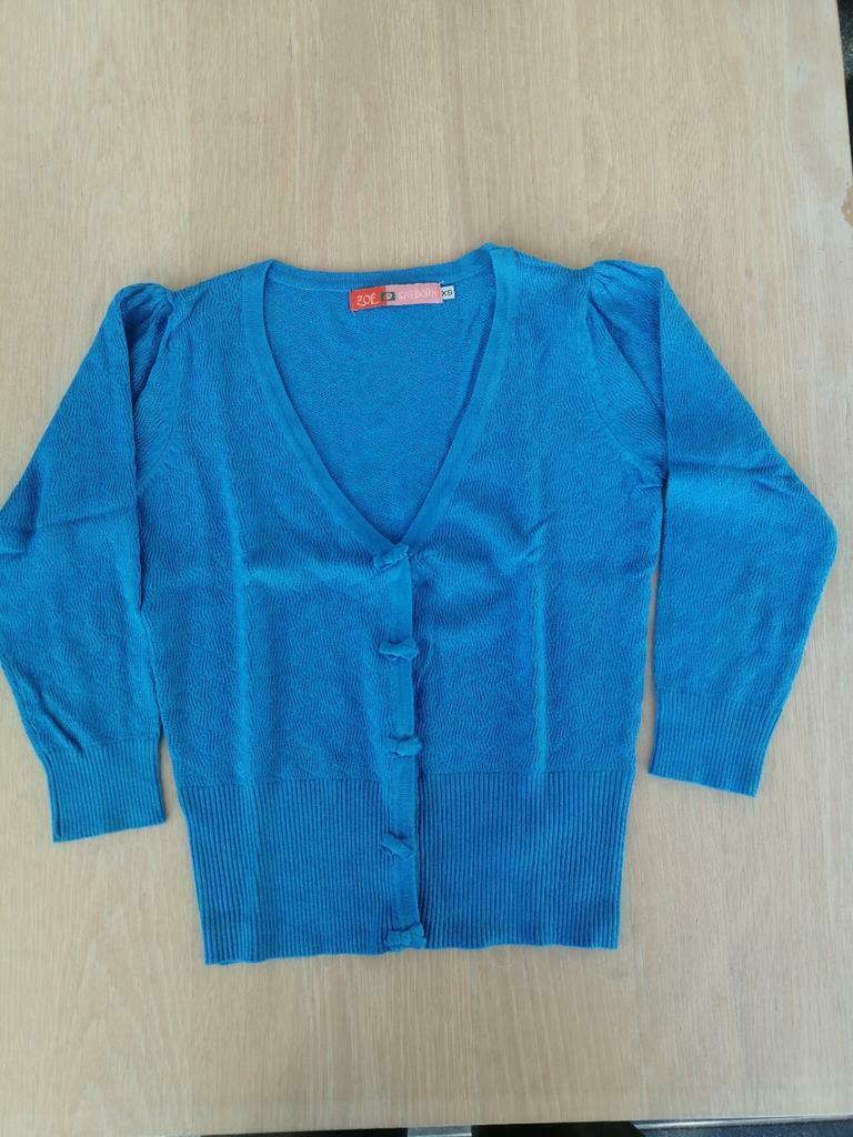 Gilet strikjes blauw Zoë Loveborn XS, Kleding | Dames, Blauw, Ophalen of Verzenden, Zo goed als nieuw, Zoë Loveborn