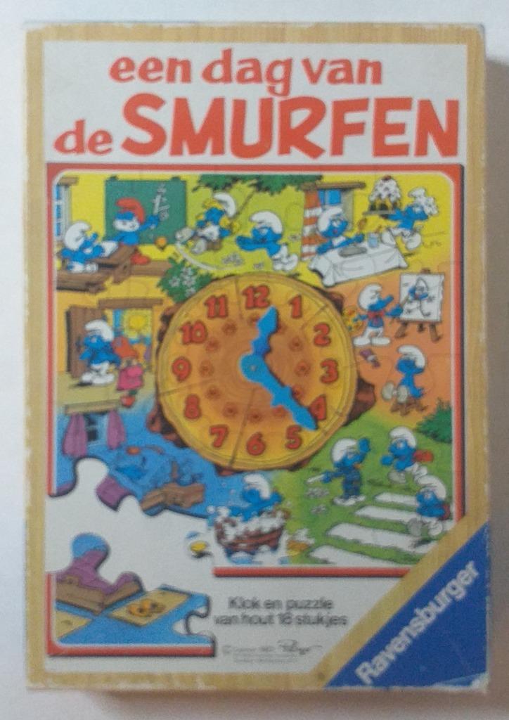 Een dag van de Smurfen: klok en puzzel met 18 houten stukjes, Ophalen of Verzenden, 10 tot 50 stukjes, Gebruikt, 4 tot 6 jaar