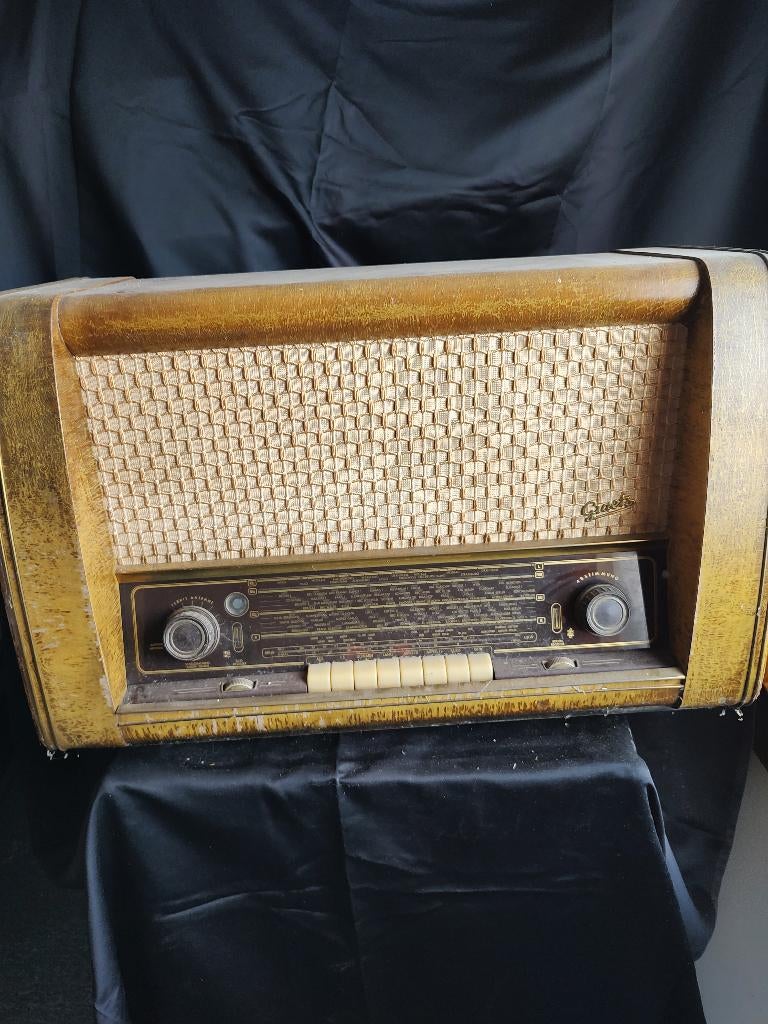 Oude radio's, antieke radio's en transistors (niet werkend), Antiek en Kunst, Ophalen