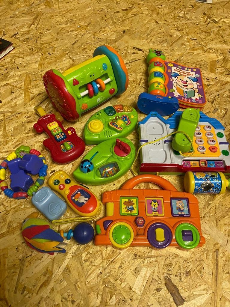 Lot peuter/baby speelgoed, Kinderen en Baby's, Ophalen of Verzenden, Gebruikt, Taal en Lezen, Met licht