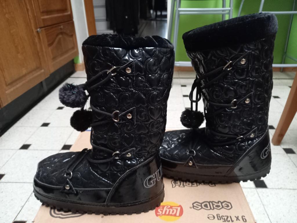 Moon boots "GUESS", Bottes, Comme neuf, Enlèvement, GUESS