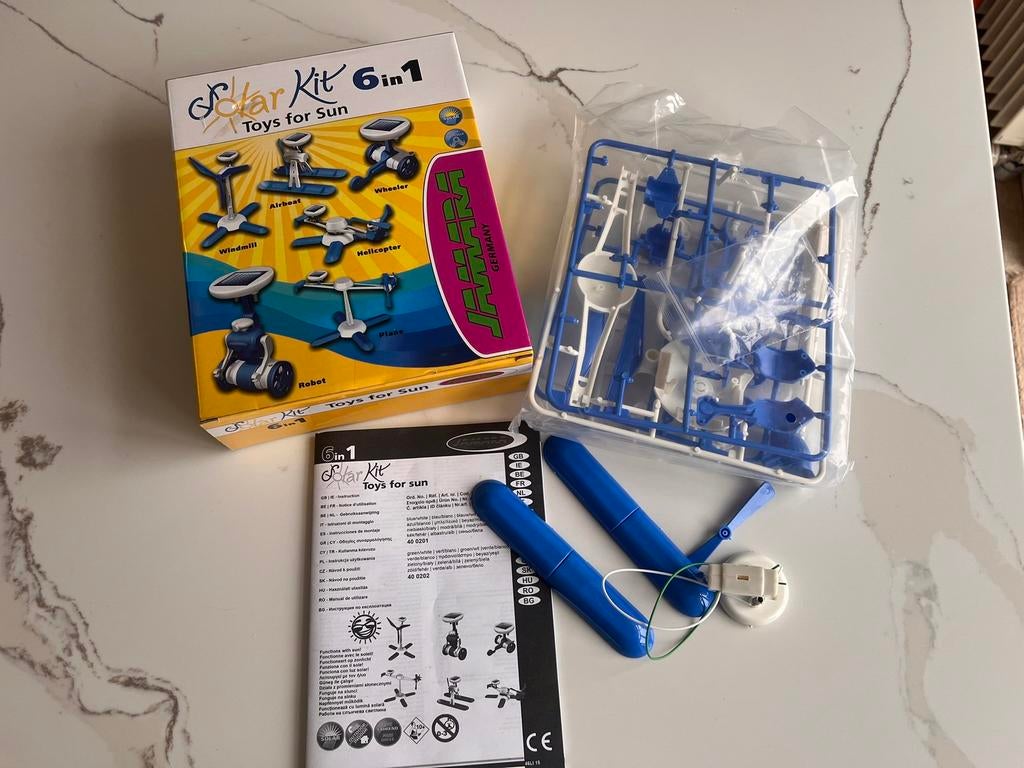 Solar Kit met mini zonnepaneeltje 6 in 1. NIEUW, Enlèvement ou Envoi, Neuf, Découverte