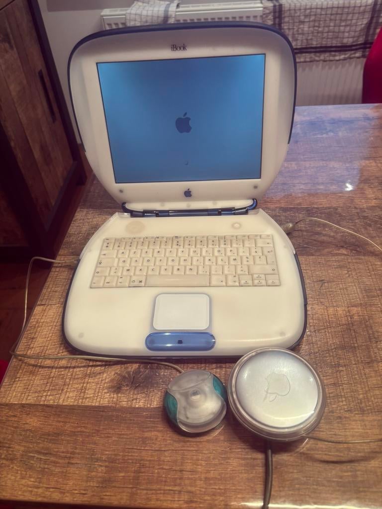 Apple iBook G3 Vintage – Ordinateur Retro Collector, Ophalen of Verzenden