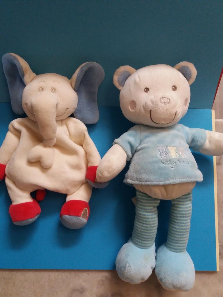 2 peluches enfants, Kinderen en Baby's, Speelgoed | Knuffels en Pluche, Ophalen of Verzenden, Gebruikt
