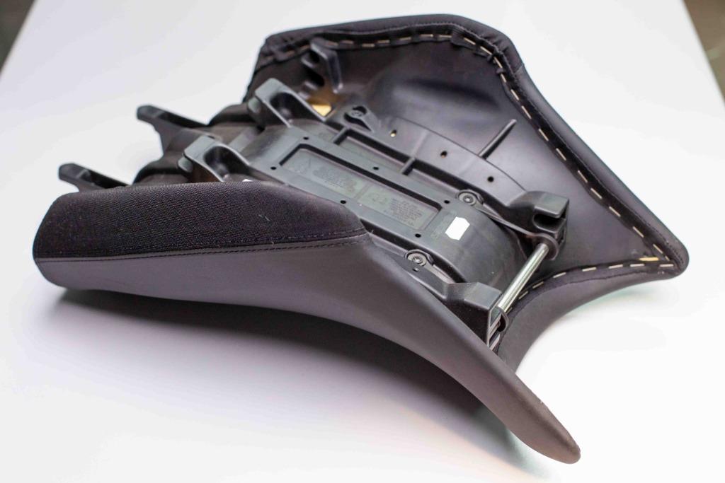 Selle origine Triumph Tiger Explorer / XC, Motos, Enlèvement, Utilisé