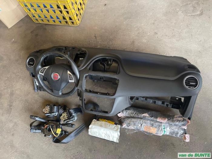 Airbag set van een Fiat Punto, Gebruikt, -, -, Ophalen of Verzenden
