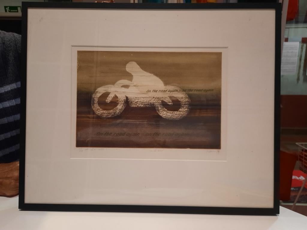 Zeefdruk On the road van Veerle Rooms, volledig ingekaderd, Antiek en Kunst, Kunst | Etsen en Gravures, Ophalen