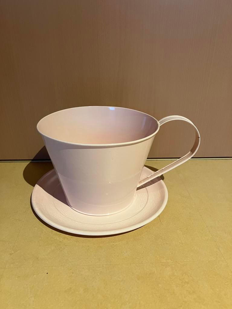 Presentatie theepot metaal, Ophalen, Zo goed als nieuw
