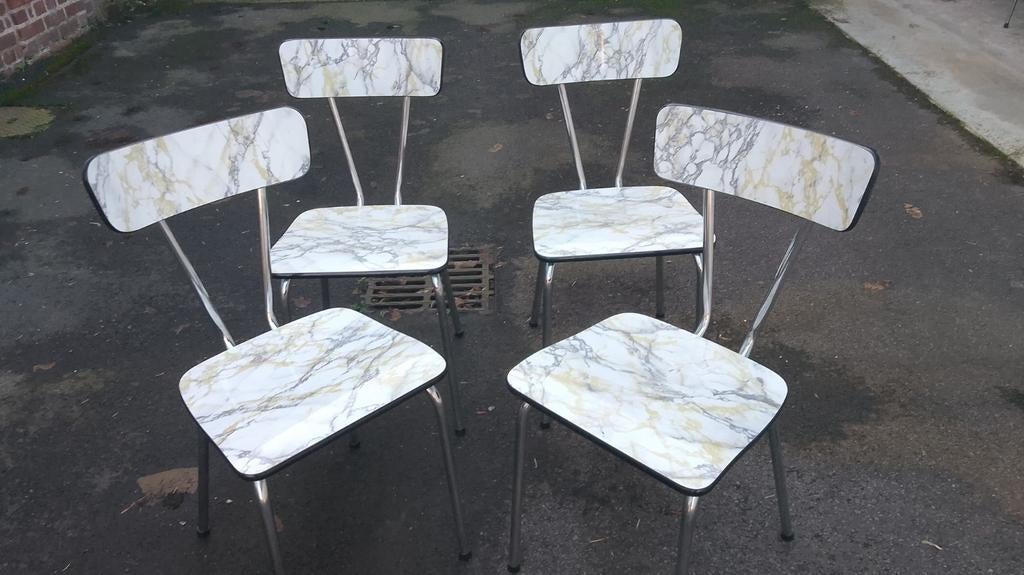 Jolie série 4 chaises formica vintage look marbre année 60, Antiek en Kunst, Antiek | Meubels | Tafels, Ophalen