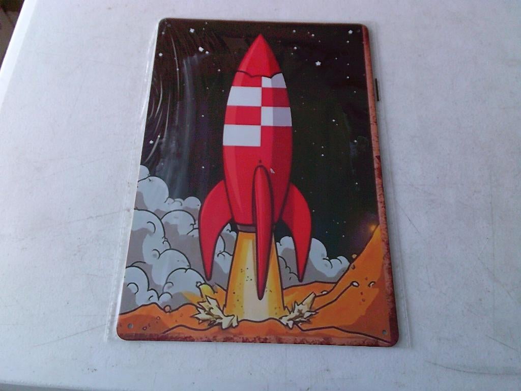 Tintin atterrit sur la lune, Enlèvement ou Envoi, Tintin, Neuf