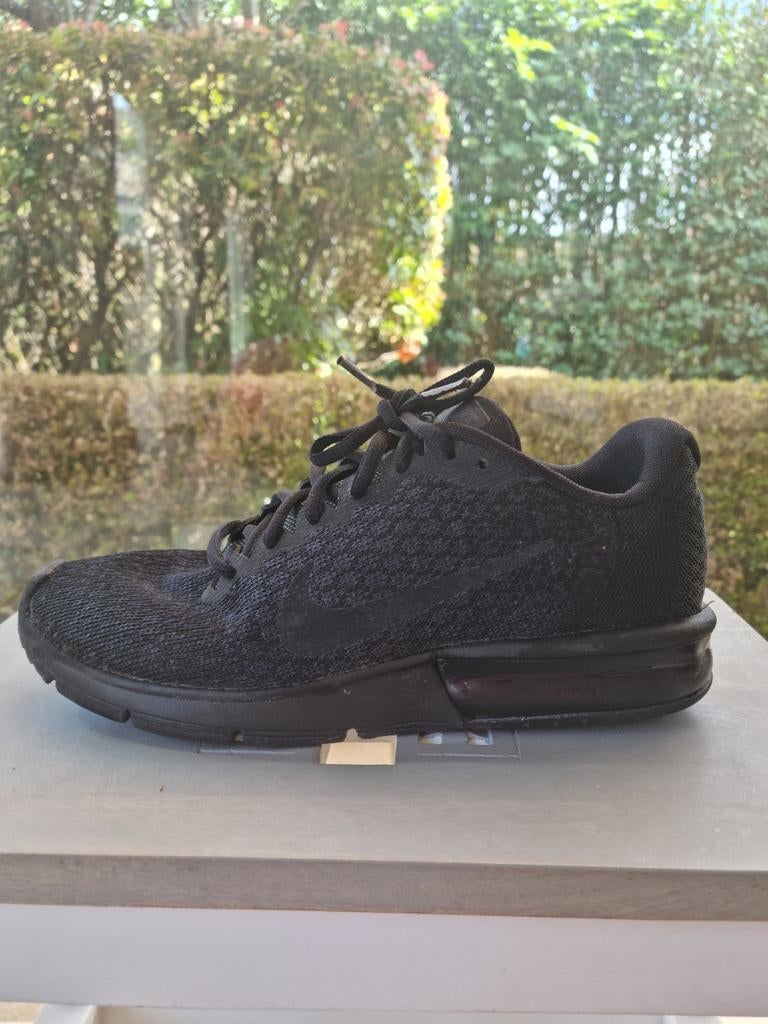 Zwarte Nike Air Max Europese maat 40, Ophalen of Verzenden, Zo goed als nieuw, Nike, Jongen of Meisje