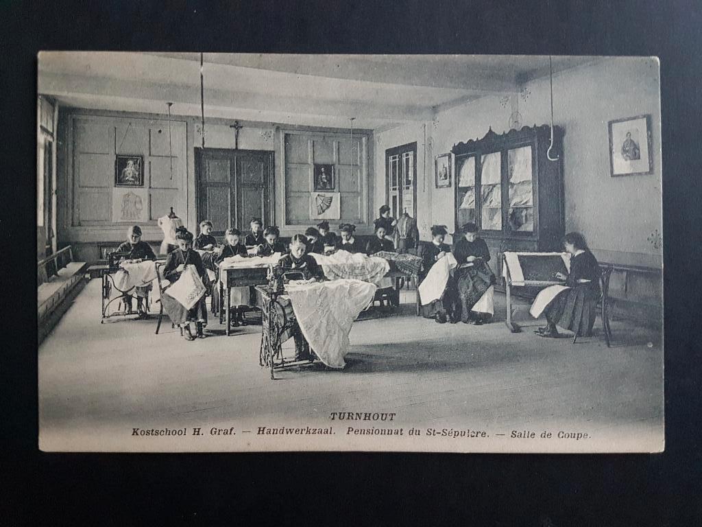Postkaart Turnhout Kostschool H. Graf Handwerkzaal, Verzamelen, Ophalen of Verzenden, Voor 1920, Ongelopen, Antwerpen