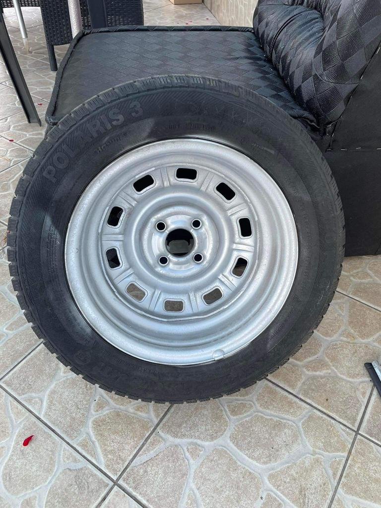 Winterband, Auto-onderdelen, Banden en Velgen, Ophalen of Verzenden, Winterbanden, Banden en Velgen