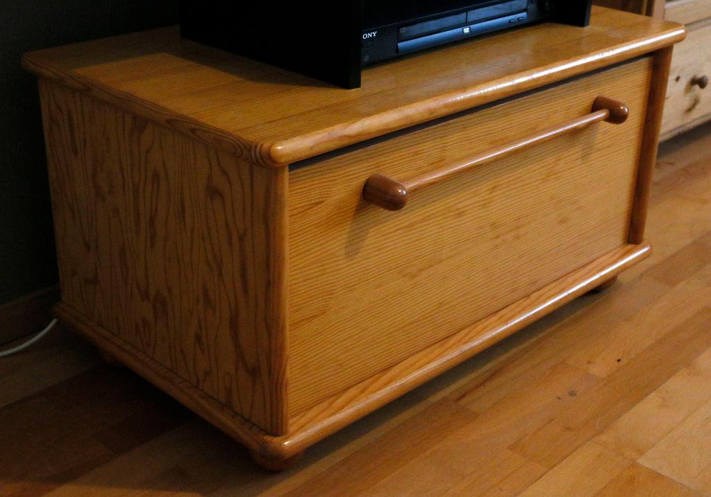 Grenen deken- of speelgoedkist, Enlèvement, Utilisé, Moins de 50 cm, 75 à 100 cm