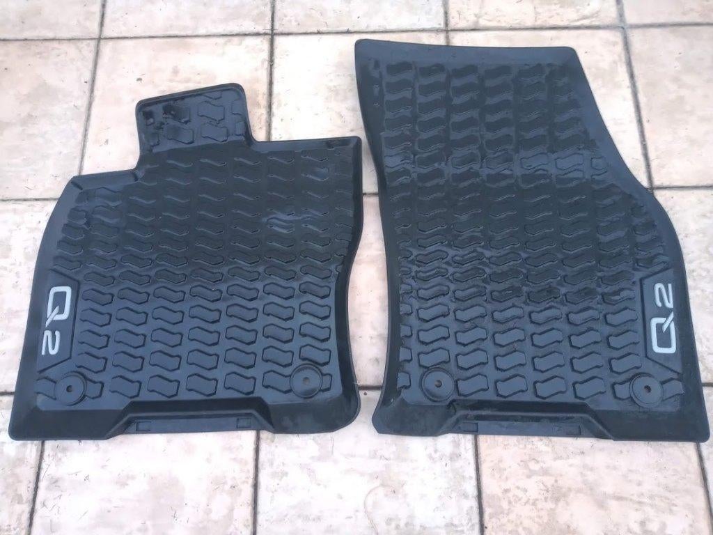 Tapis caoutchouc d'origine Audi Q2, Enlèvement
