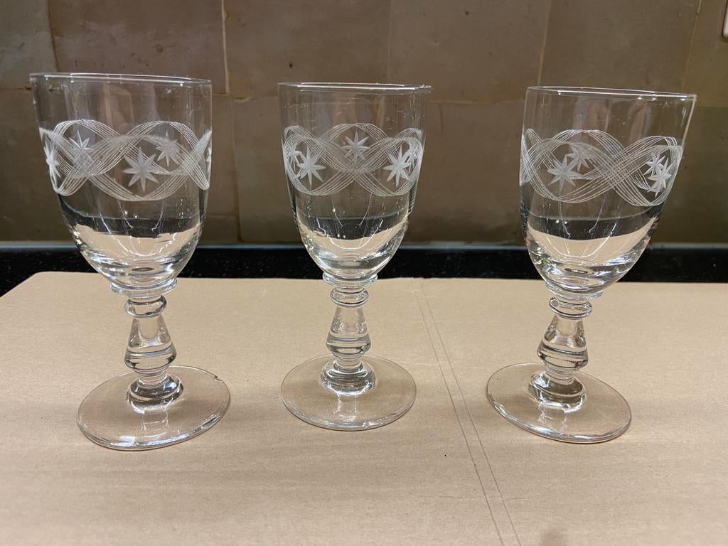 Drie likeurglazen, Antiek en Kunst, Ophalen of Verzenden