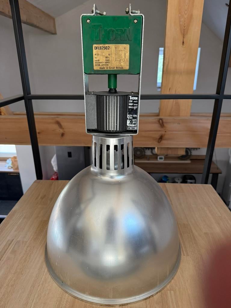Lampes industrielles (prix a l’unité), Enlèvement, Comme neuf