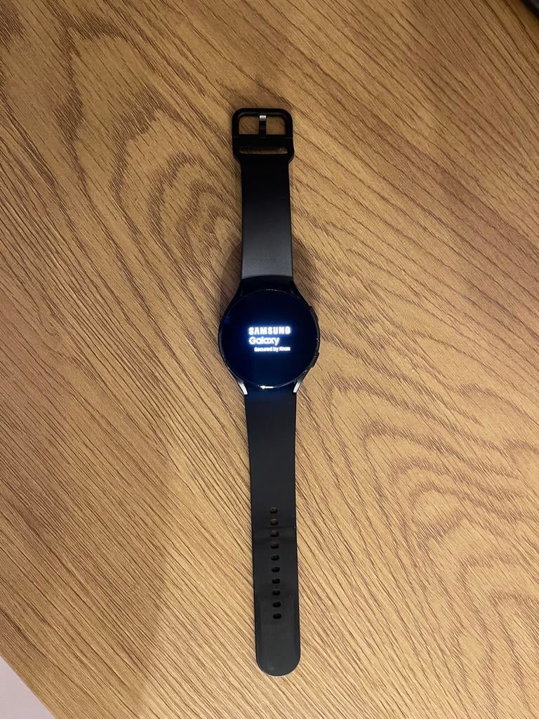 Samsung Galaxy Watch4 - 40mm - Black, Ophalen, Zo goed als nieuw