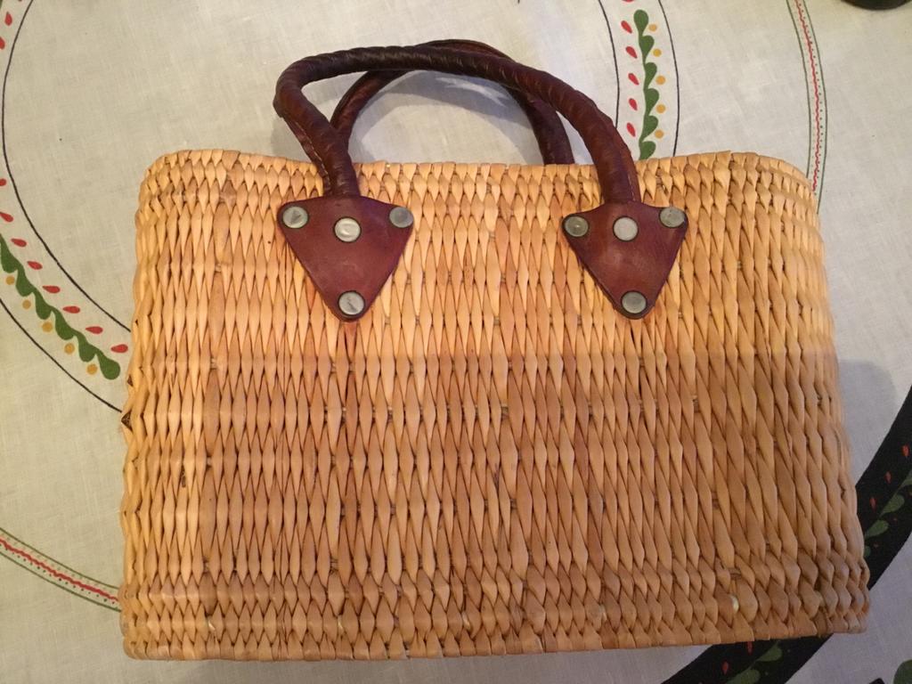 Sac ..’’ VELO ‘’ en rafia (?) ~ pour 5€ ~, Neuf