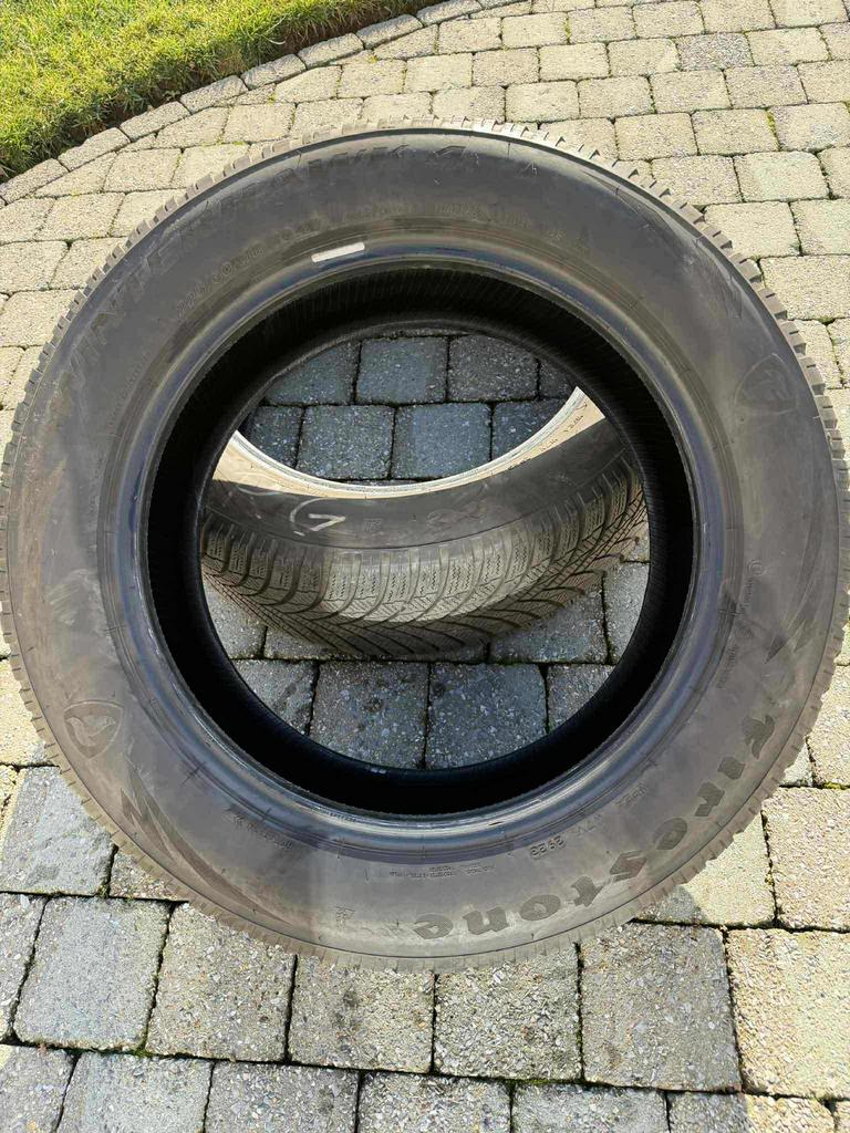 Firestone winterhawk 4.  225/60 R18 104v, Autos : Pièces & Accessoires, Enlèvement, Pneus hiver, Pneu(s)