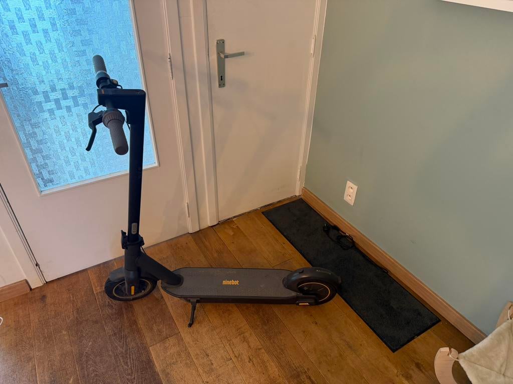 Segway Ninebot max G30, Enlèvement, Comme neuf
