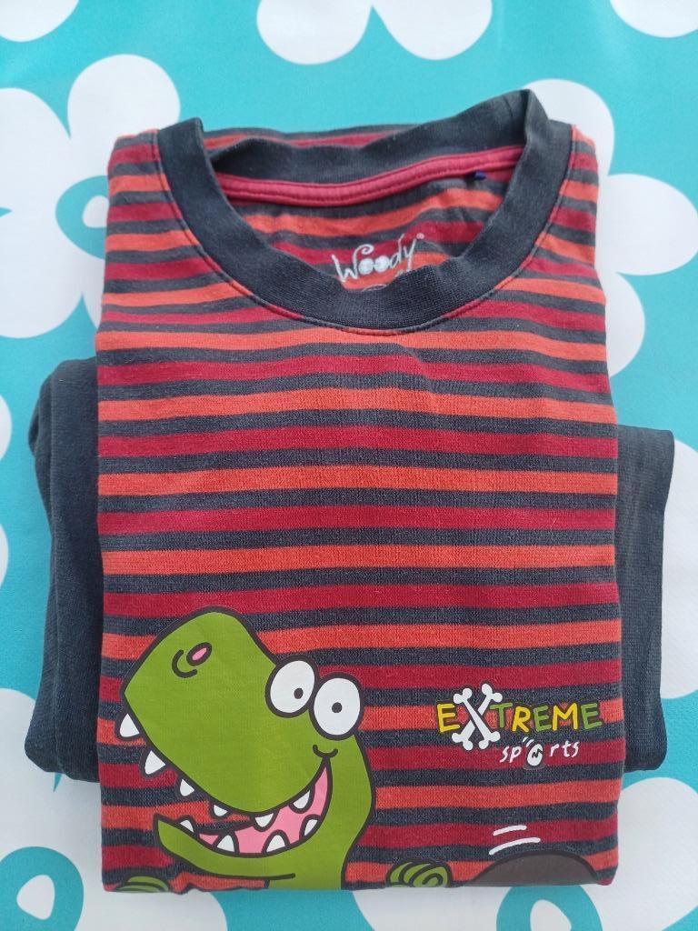 Pyjama Woody maat 128 met klein gaatje, Kinderen en Baby's, Kinderkleding | Maat 128, Nacht- of Onderkleding, Gebruikt, Jongen of Meisje