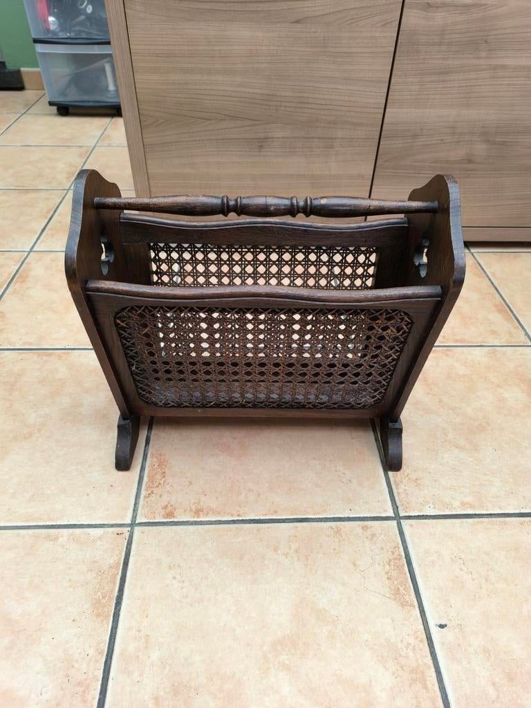 Porte  journaux, Ophalen, Gebruikt