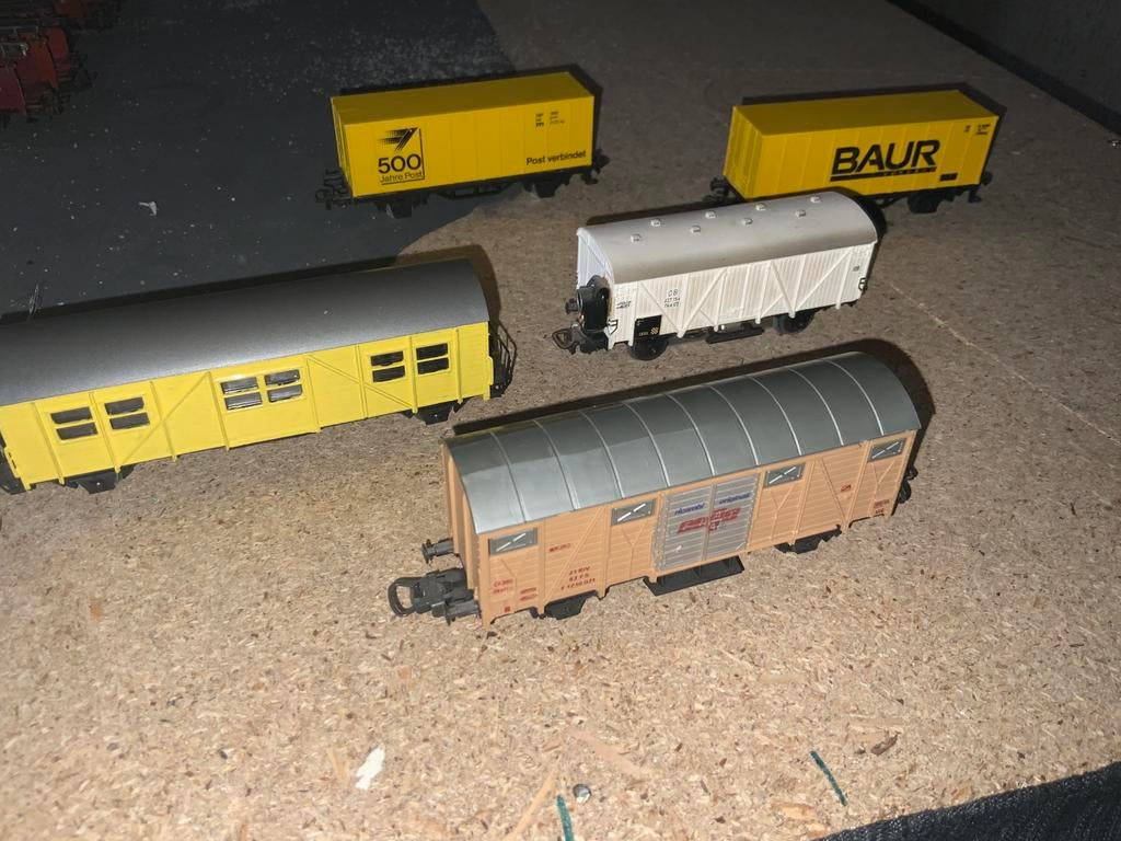 5 WAGONS 3 MARKLIN 1 LIMA 1 KLEINBAHN, Enlèvement ou Envoi, Comme neuf, Wagon, Märklin