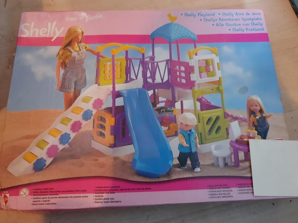 Barbie Shelly, aire de jeux, encore neuve sous emballage, Enlèvement ou Envoi, Comme neuf