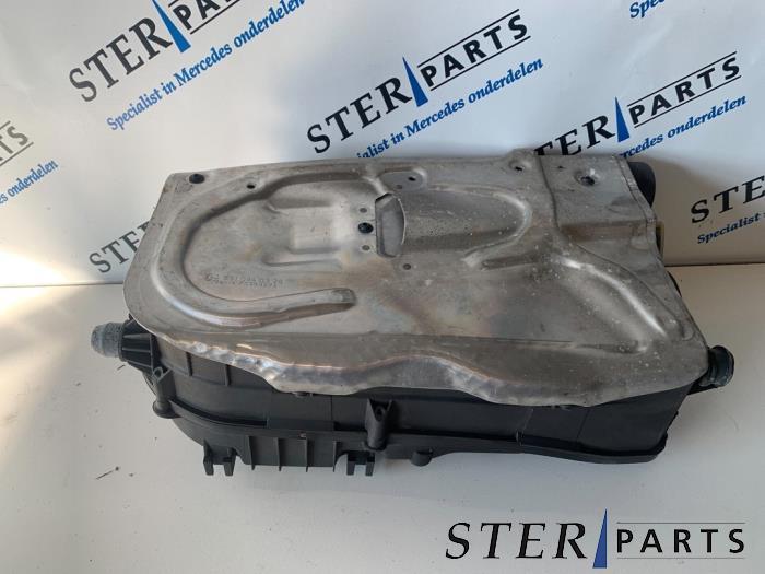 Boîtier filtre à air d'un Mercedes E-Klasse, Enlèvement ou Envoi, 3 mois de garantie, Utilisé, Mercedes-Benz