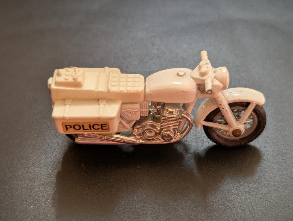 Moto police miniature Lesney Honda 750 four, Enlèvement ou Envoi, Utilisé