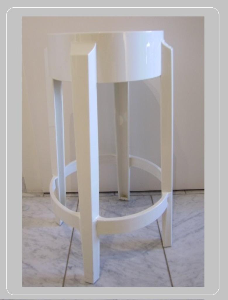 DESIGN : Barkruk >>> CHARLES GHOST KARTELL - STARCK <<<, Ophalen, Kunststof, Met voetsteun, 60 tot 90 cm