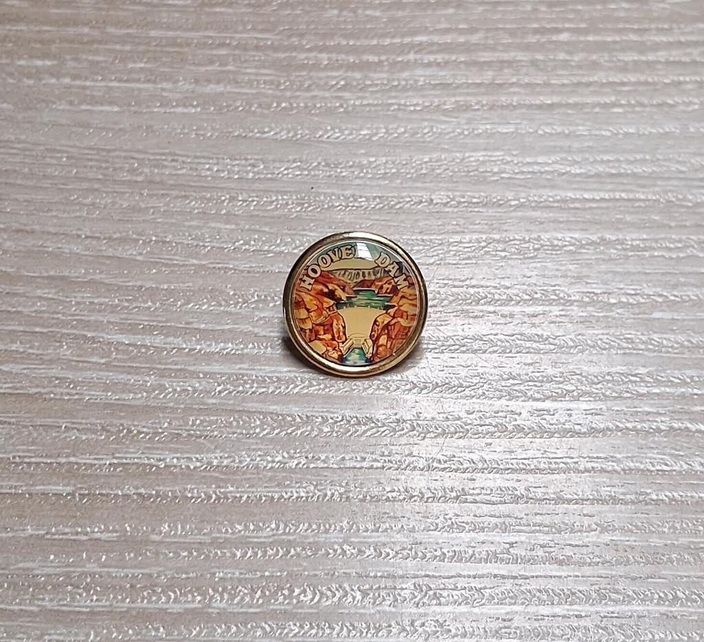 PIN - HOOVER DAM - BOULDERDAM - KRACHTCENTRALE - USA, Enlèvement ou Envoi, Utilisé, Ville ou Campagne, Insigne ou Pin's
