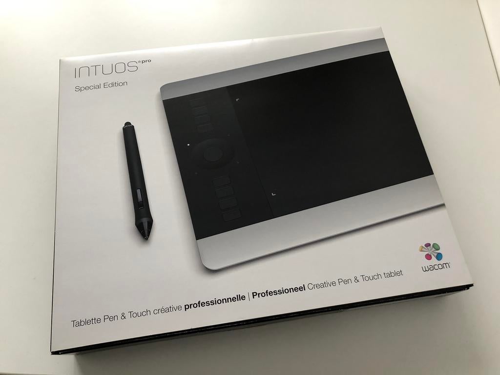 Wacom Intuos Pro Special Edition Tablet, Ophalen of Verzenden, Zo goed als nieuw