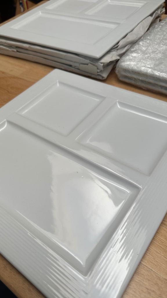 8 Assiettes à Fondue COSY TRENDY Blanches, Maison & Meubles, Enlèvement, Comme neuf, Céramique