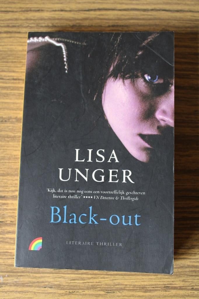 Lisa Unger - Black-out, Enlèvement ou Envoi, Lisa Unger, Utilisé, Pays-Bas