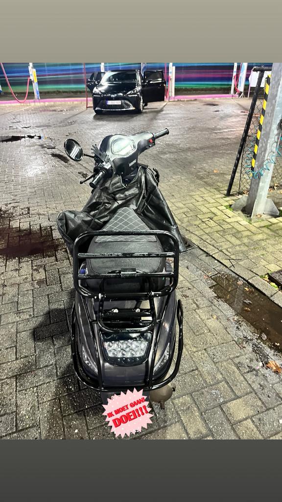 GTS Toscana – 60KM/H, Fietsen en Brommers, Brommeronderdelen | Scooters, Ophalen, Gebruikt, Overige typen, Vespa