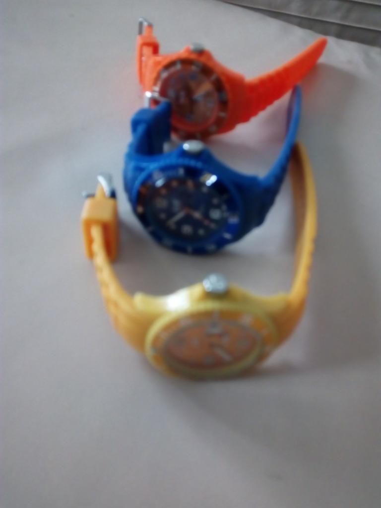 Icewatch  25€/, Ophalen of Verzenden