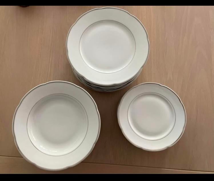 36-delig servies Cerabel Porcelaine De Baudour, Maison & Meubles, Cuisine | Vaisselle, Enlèvement, Utilisé, Assiettes(s)