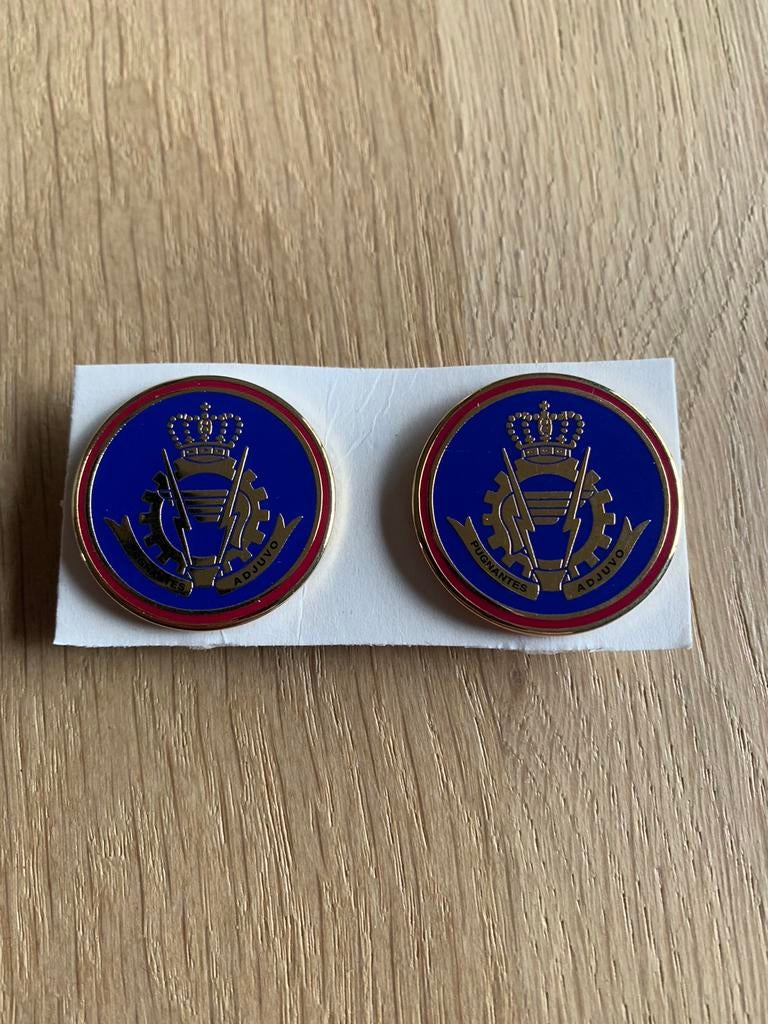 Pins SD logistiek, Verzamelen, Militaria | Algemeen, Verzenden