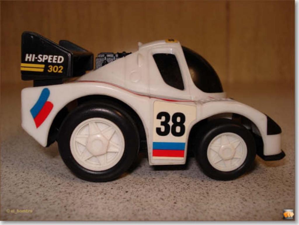 Speelgoed auto - jojo - burago ferrari - mercedes, Ophalen of Verzenden, Zo goed als nieuw